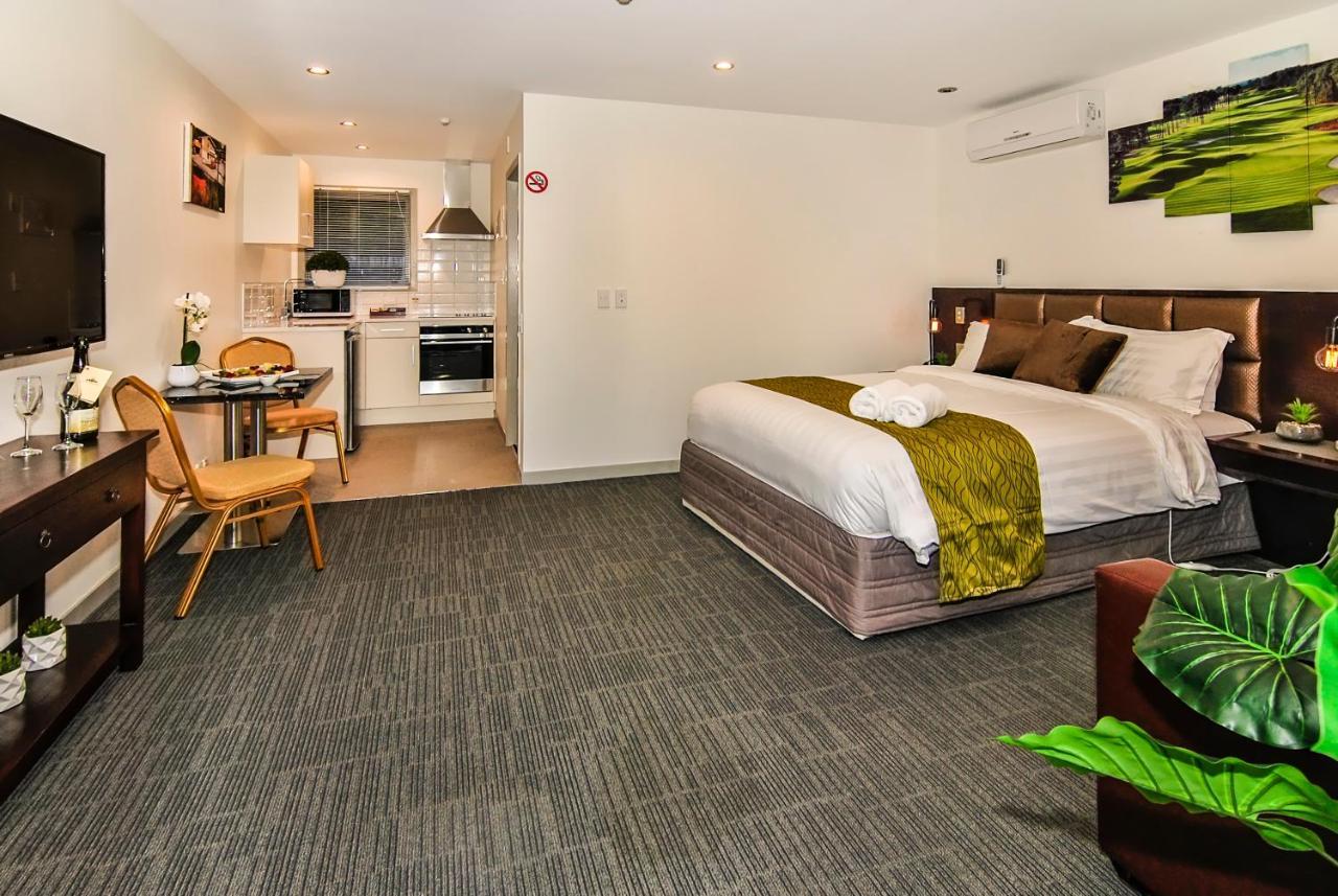 Newlands Court Motel Уелингтън Екстериор снимка