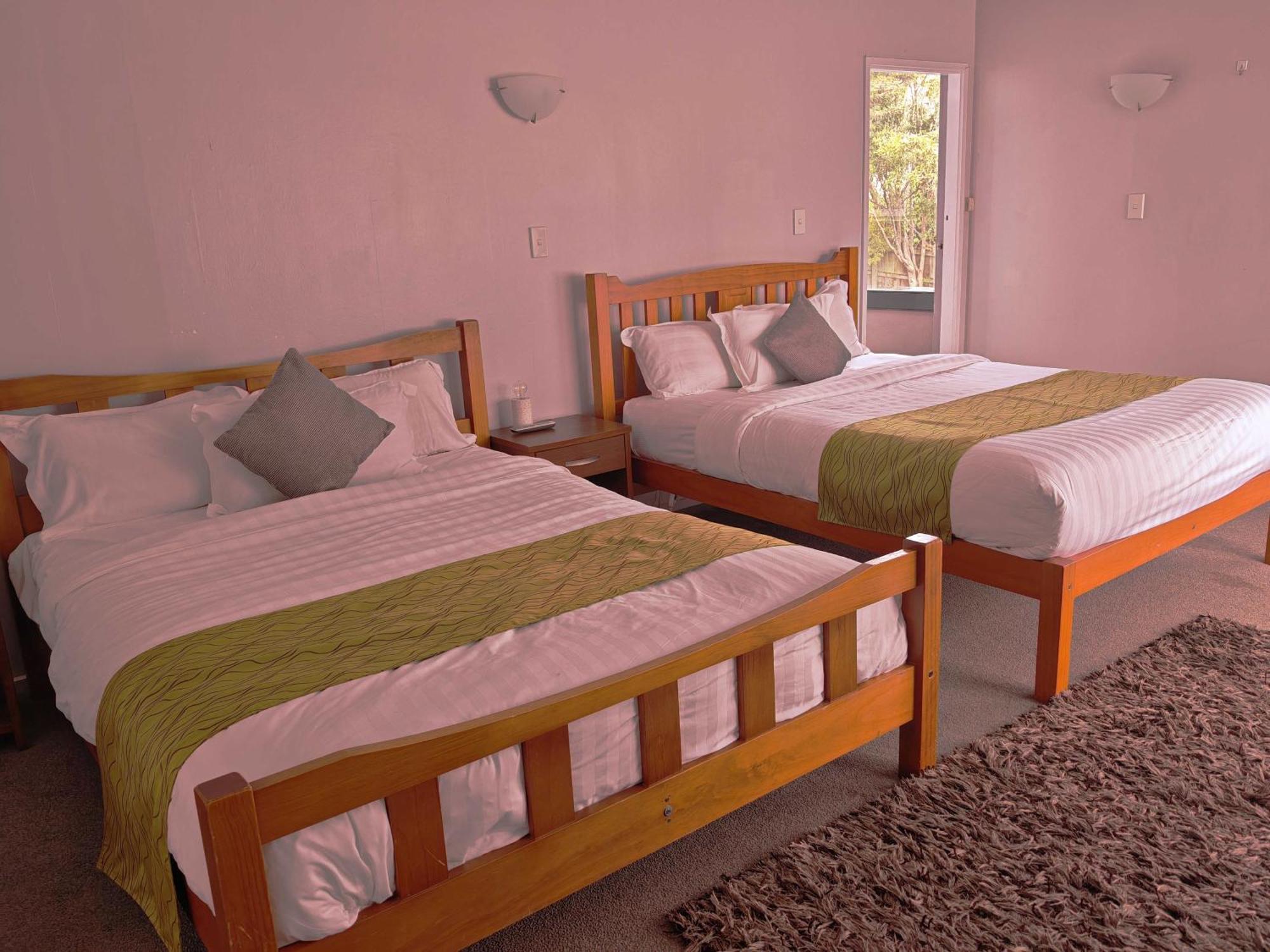 Newlands Court Motel Уелингтън Екстериор снимка