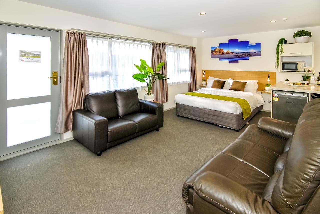 Newlands Court Motel Уелингтън Екстериор снимка