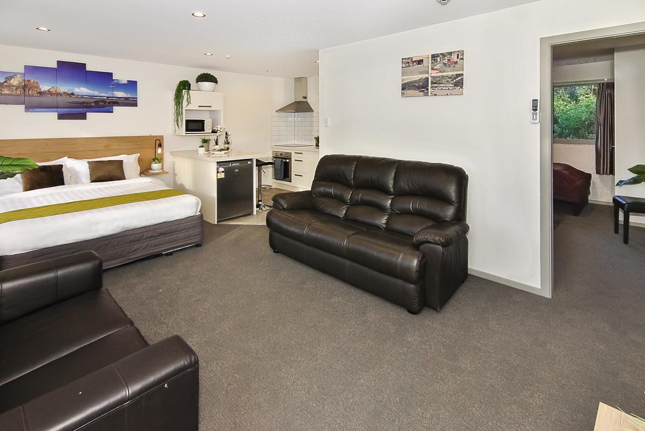 Newlands Court Motel Уелингтън Екстериор снимка