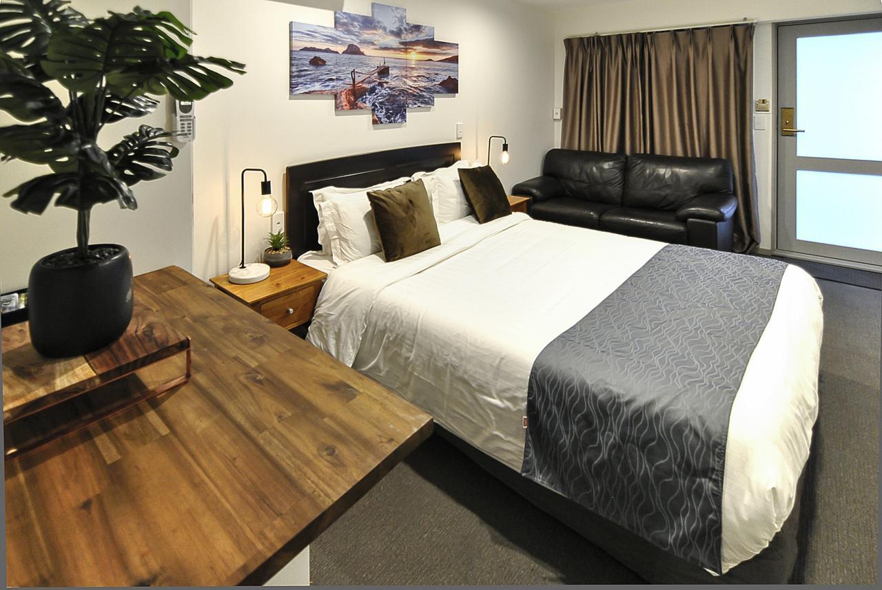 Newlands Court Motel Уелингтън Екстериор снимка