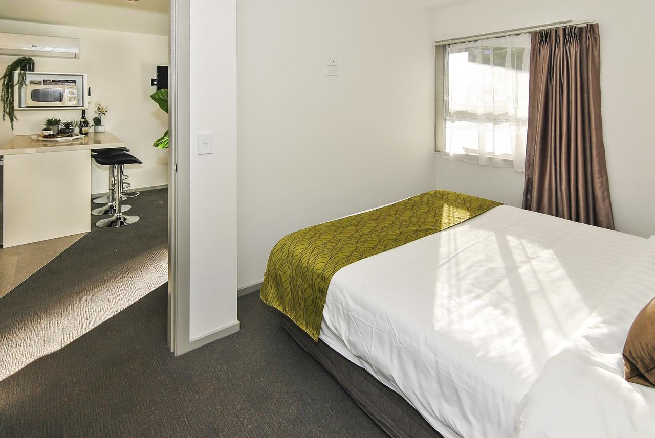 Newlands Court Motel Уелингтън Екстериор снимка